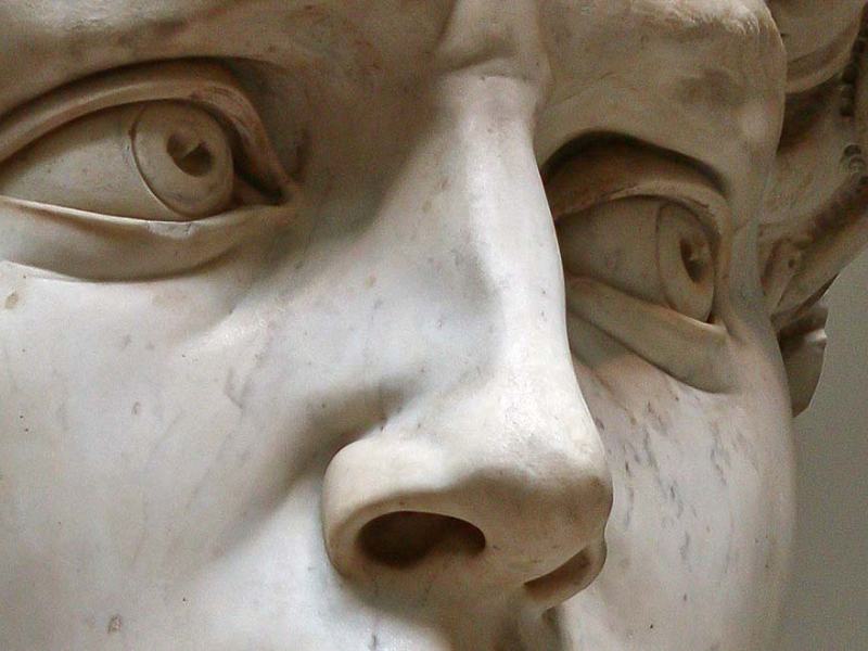 Quando un solo sguardo può vincere ogni resistenza: è l’amore che&nbsp;rifiorisce