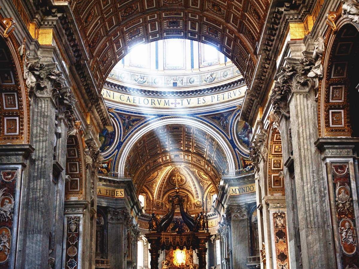0327_0001_under-dome-st-peter-5