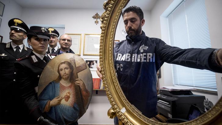 Ritrovato il Sacro Cuore rubato a&nbsp;Roma