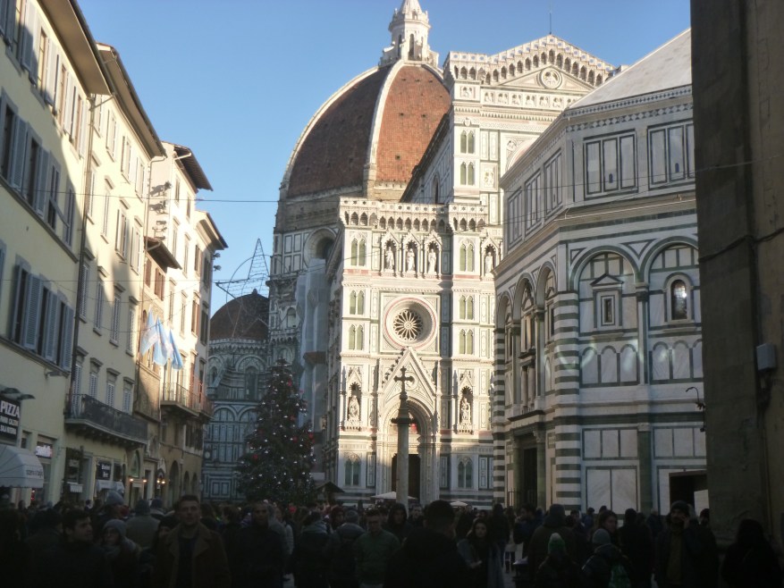 Cronache e stranezze di una giornata a&nbsp;Firenze