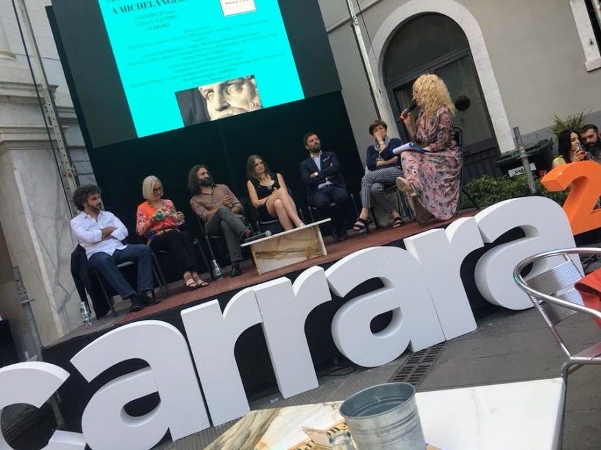 White Carrara Downtown: vi&nbsp;aspetto