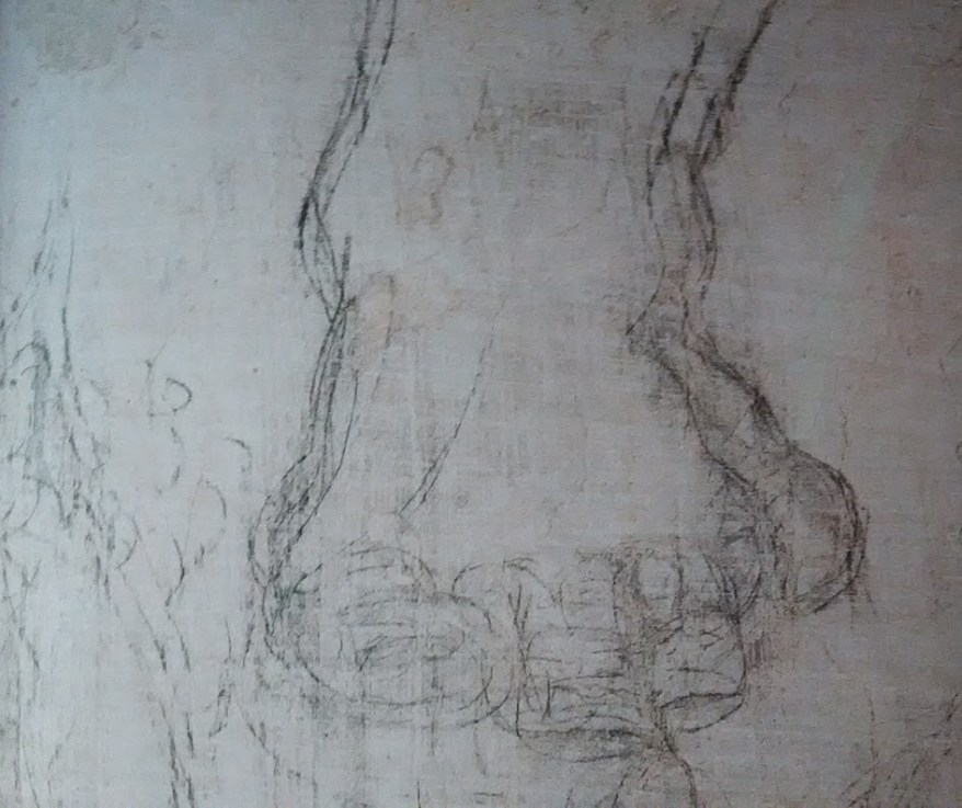 I piedi sul muro nella Stanza Segreta