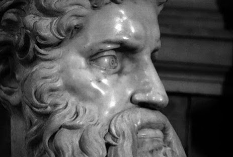 Da tale oro e non ferro son percosso