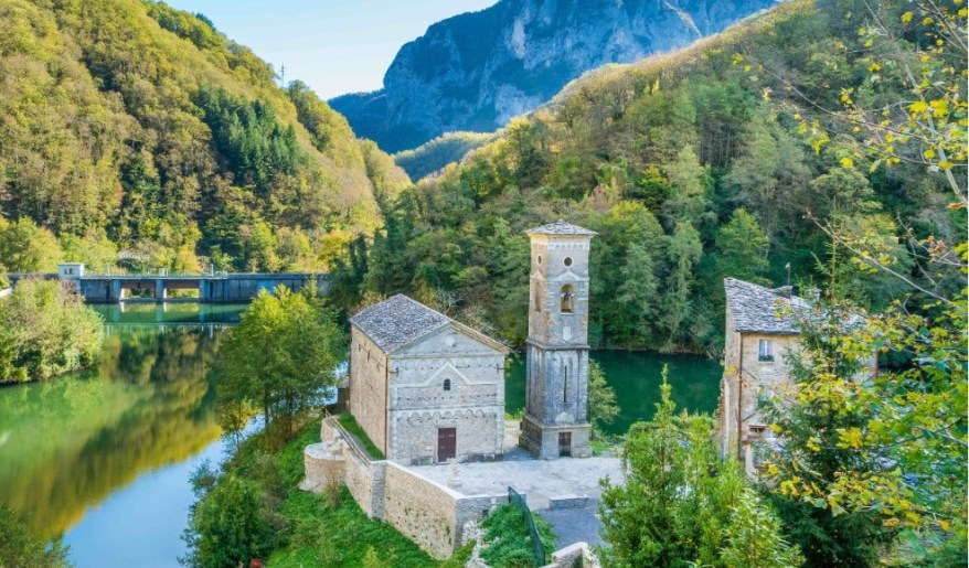 Il lago di Isola&nbsp;Santa