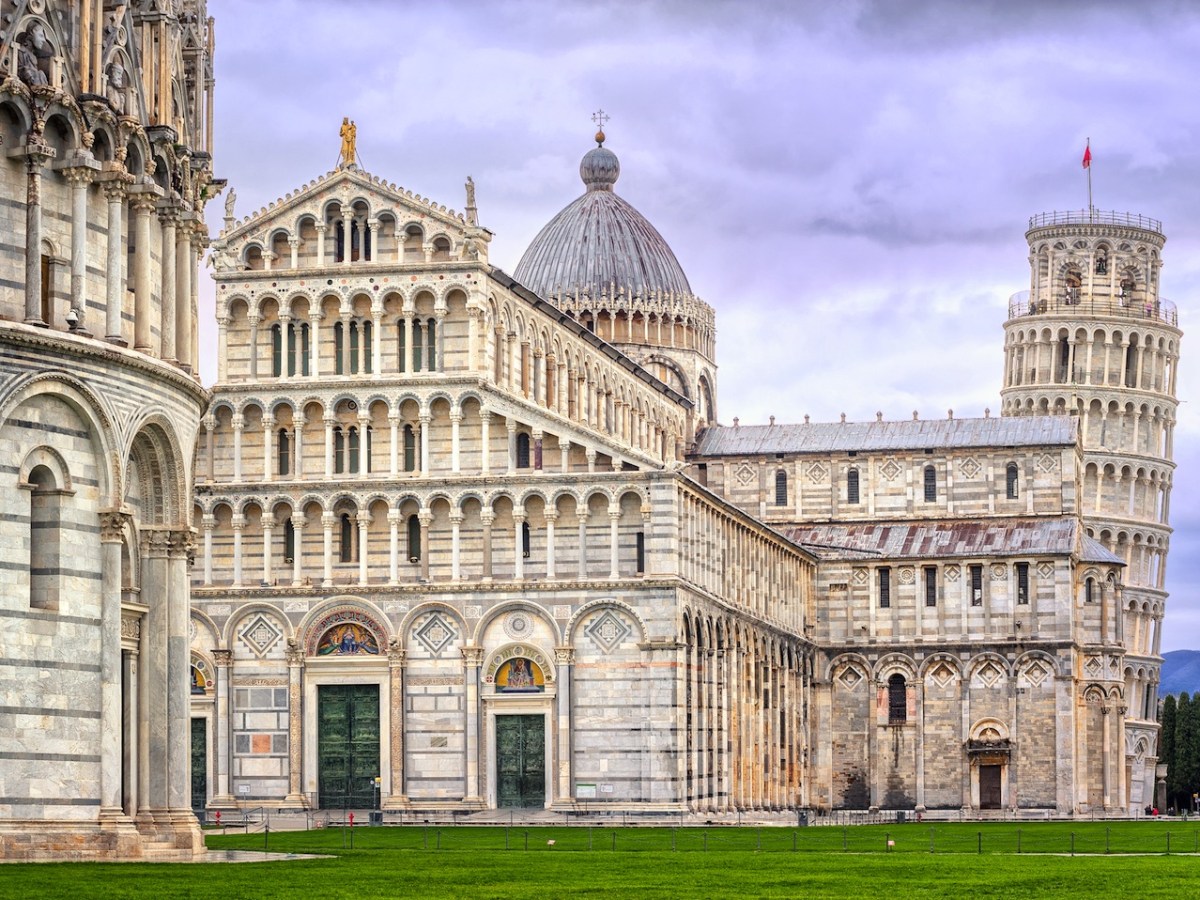 Pisa, vandalizza la Cattedrale con smalto per unghie: arrestato un 55enne di&nbsp;Pietrasanta