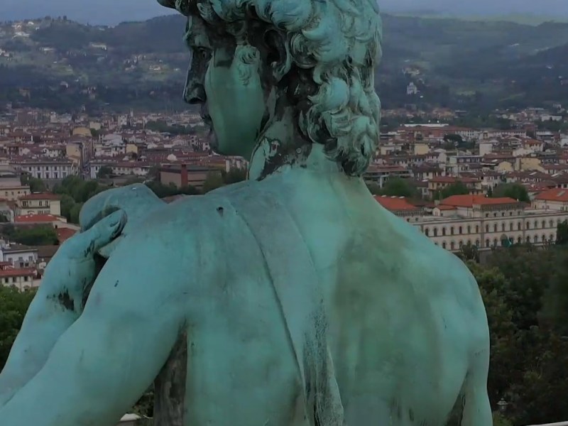 Bombola di gas sotto il David di Piazzale Michelangelo: scatta l’allarme a&nbsp;Firenze