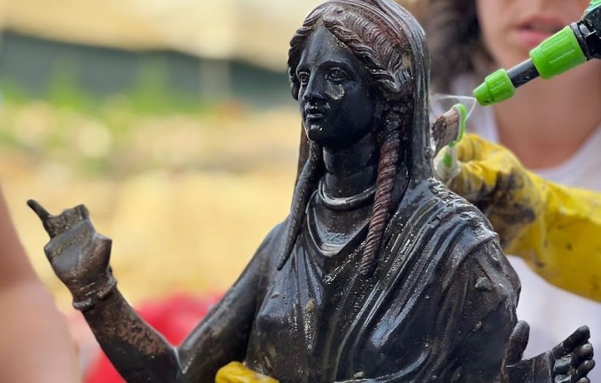 Ritrovate 24 sculture in bronzo etrusche e romane a San Casciano dei&nbsp;Bagni