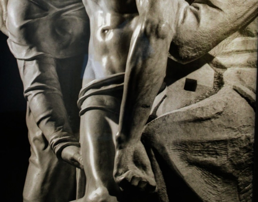 Pietà Bandini: la gamba del Cristo perduta e quel foro da perno quadrato
