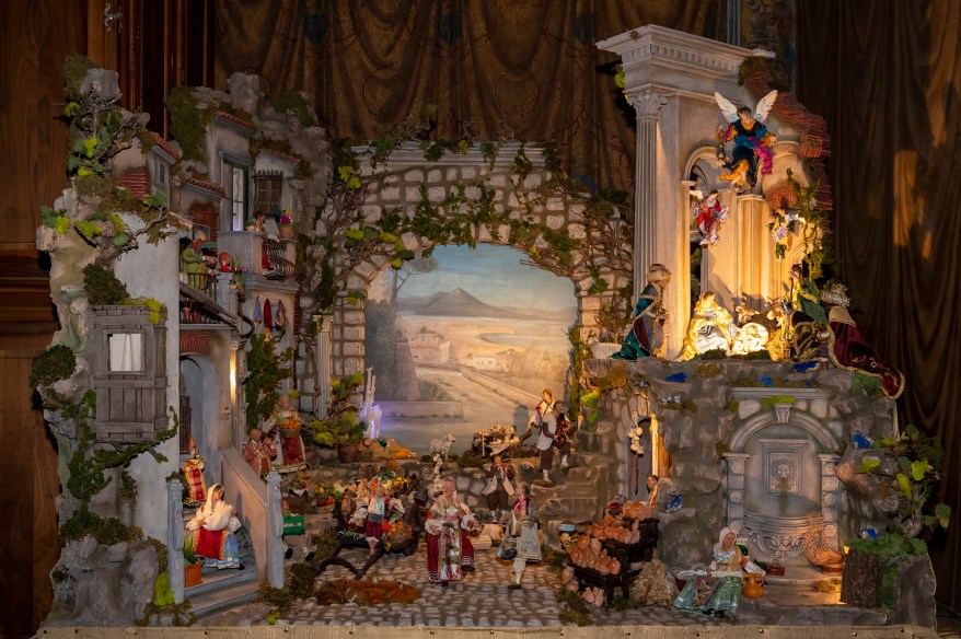 Ecco il nuovo presepe artistico allestito nella Cappella&nbsp;Sistina