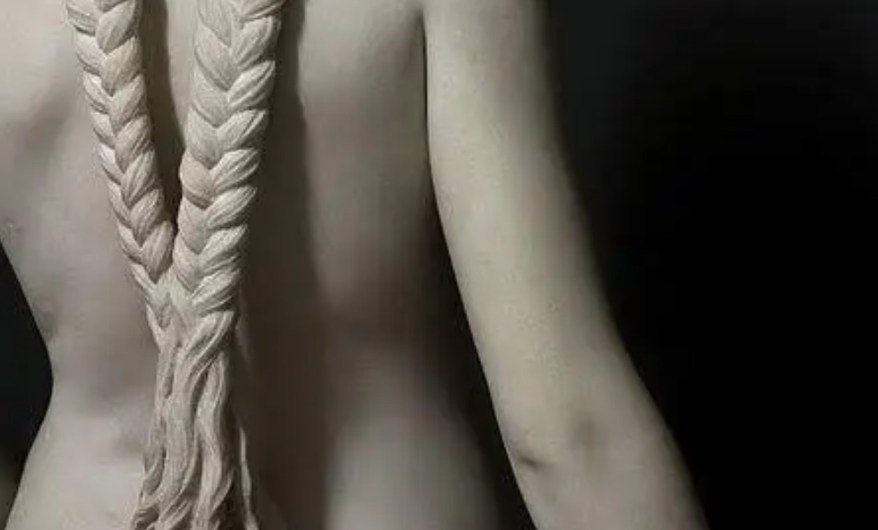 La Scultura del giorno: il Primo Bagno al Lido del&nbsp;Corbellini