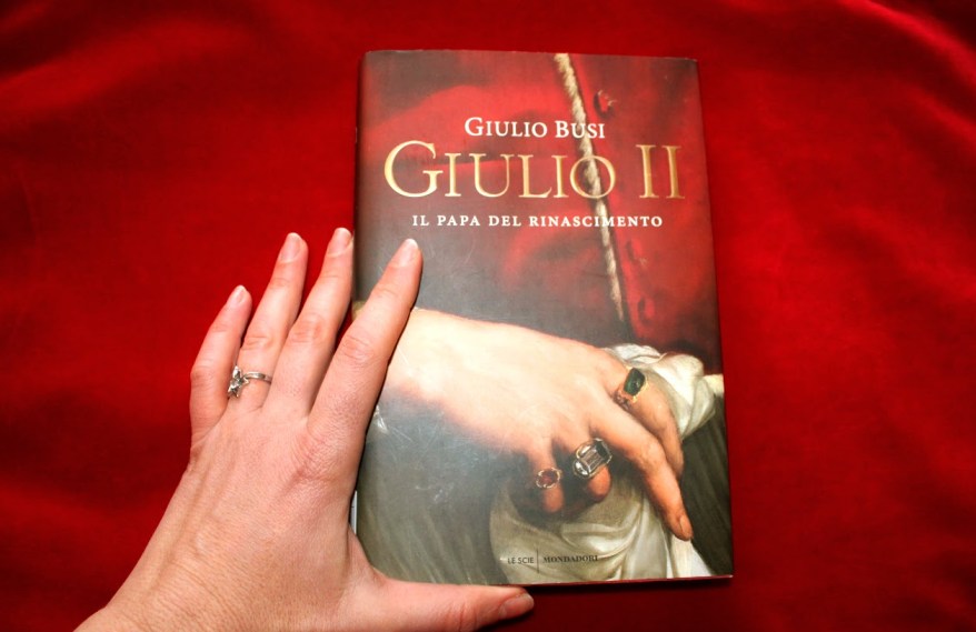 Giulio II, il papa del Rinascimento di Busi: la recensione