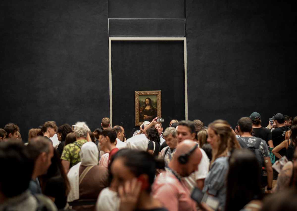 Il Louvre rischia la chiusura? Ecco cosa sta succedendo al museo dopo il furto da 88&nbsp;milioni