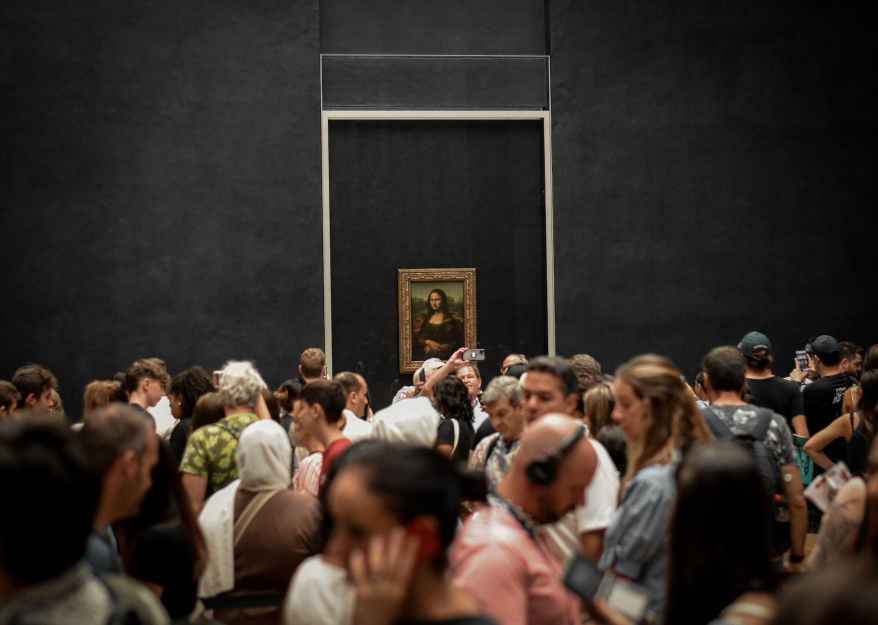 Il Louvre rischia la chiusura? Ecco cosa sta succedendo al museo dopo il furto da 88&nbsp;milioni