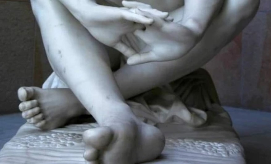 La Scultura del giorno: La Disperazione di&nbsp;Perraud