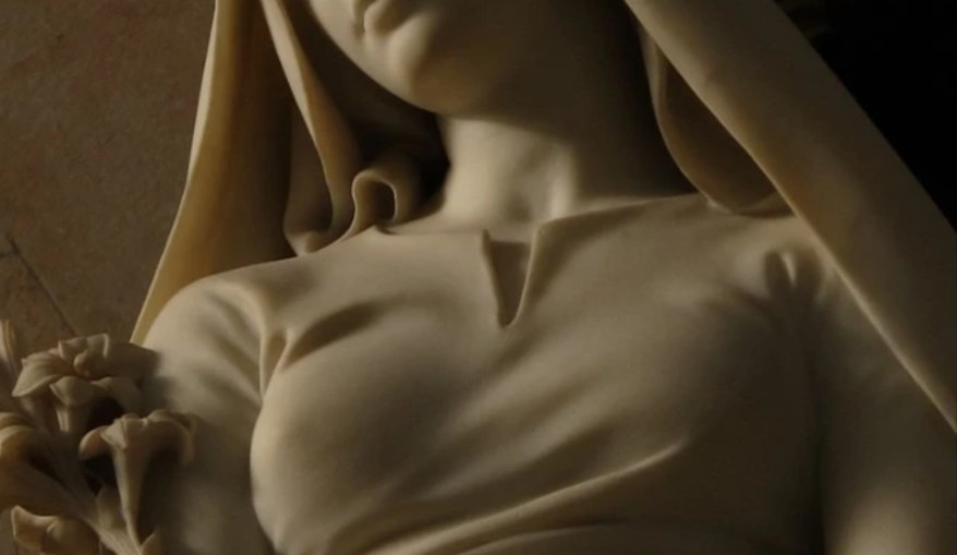 La Scultura del giorno: la Vergine dei Gigli di Eugene Delaplanche