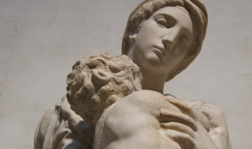 La Madonna Medici e il piede sospeso nel&nbsp;vuoto