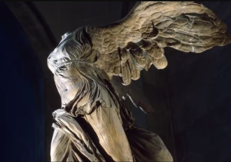 La Scultura del giorno: la Nike di Samotracia – Michelangelo Buonarroti