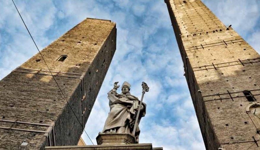 Bologna: la Torre Garisenda a rischio crollo
