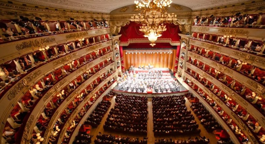 7 dicembre: inaugura la nuova stagione al prestigioso Teatro alla&nbsp;Scala