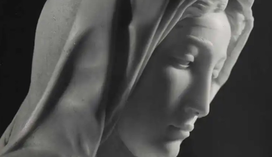 La gioia che rende belle le persone e il dolore che le&nbsp;trasfigura