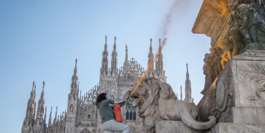 Chi deturpa paga: inasprite le pene contro chi danneggia il patrimonio artistico e&nbsp;paesaggistico