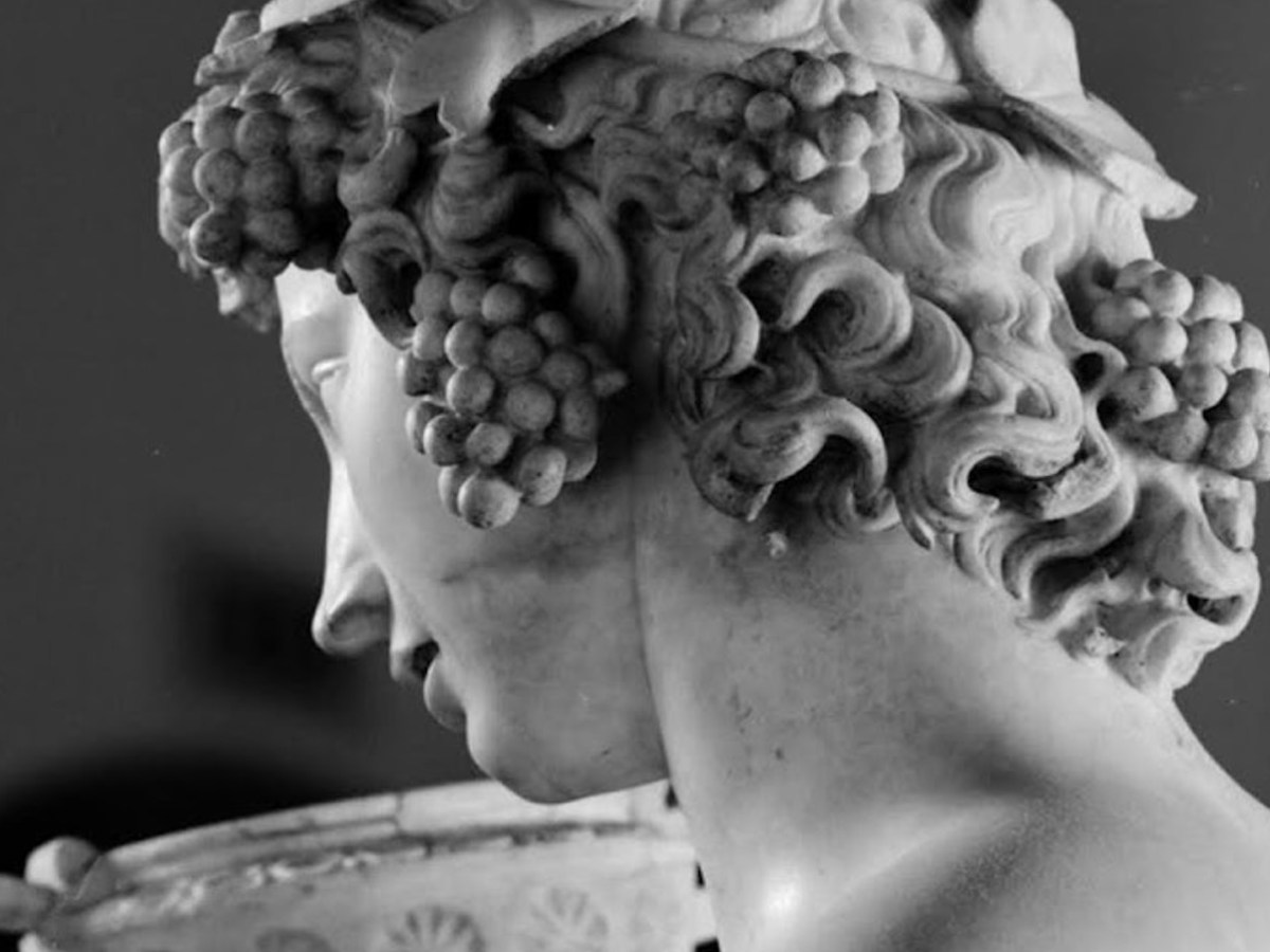 ‘Non degno di un tanto uomo’: la durissima critica di Canova al mio&nbsp;Bacco