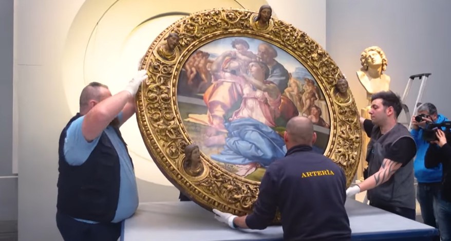 Tondo Doni: sottoposto a un intervento di manutenzione&nbsp;ordinaria