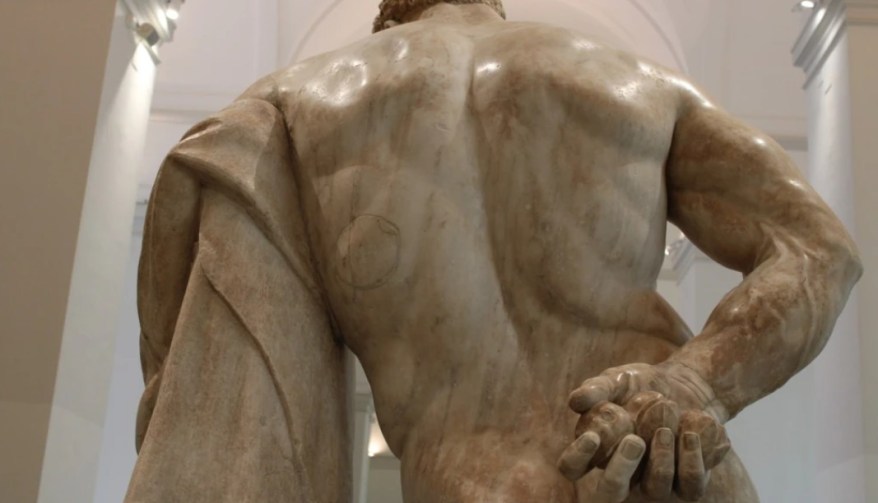 La Scultura del giorno: l’Ercole Farnese di&nbsp;Glicone