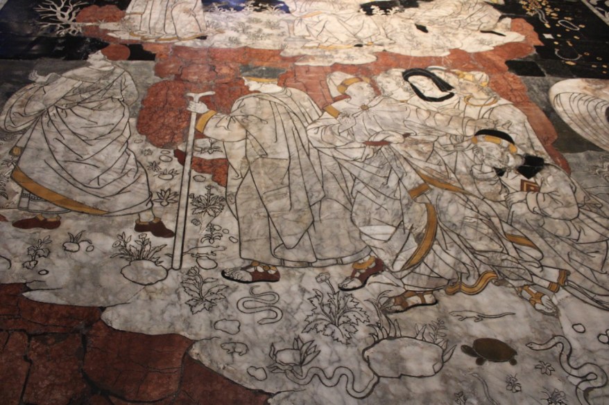 L’Allegoria del Colle della Sapienza di Pinturicchio: tappeto in pietra di Virtù e Conoscenza nel Duomo di&nbsp;Siena