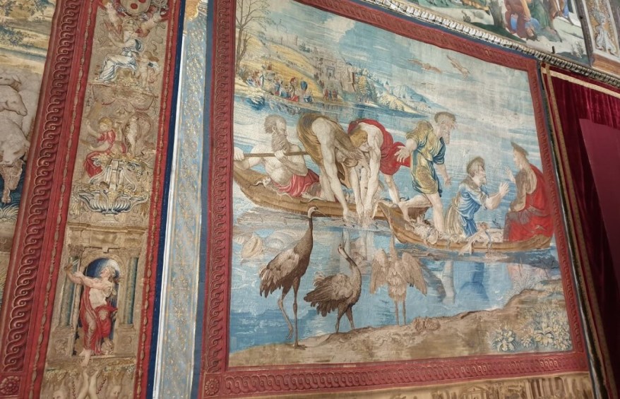 Cappella Sistina: gli arazzi di Raffaello esposti per Carlo e&nbsp;Camilla