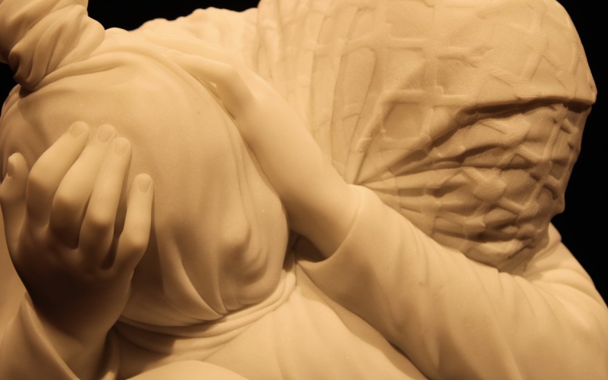 La Pietà di Tincolini: a Pontedera l’arte torna a fare domande scomode