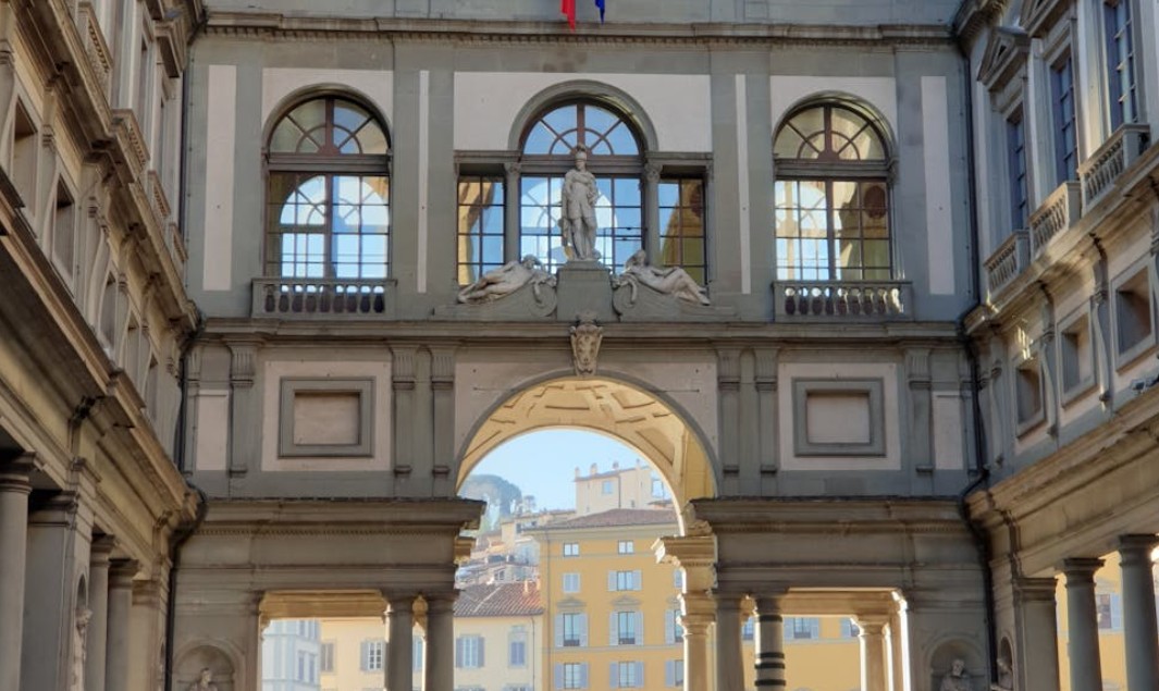 Attacco hacker agli Uffizi: rubati dati sensibili, mappe e codici di&nbsp;sicurezza