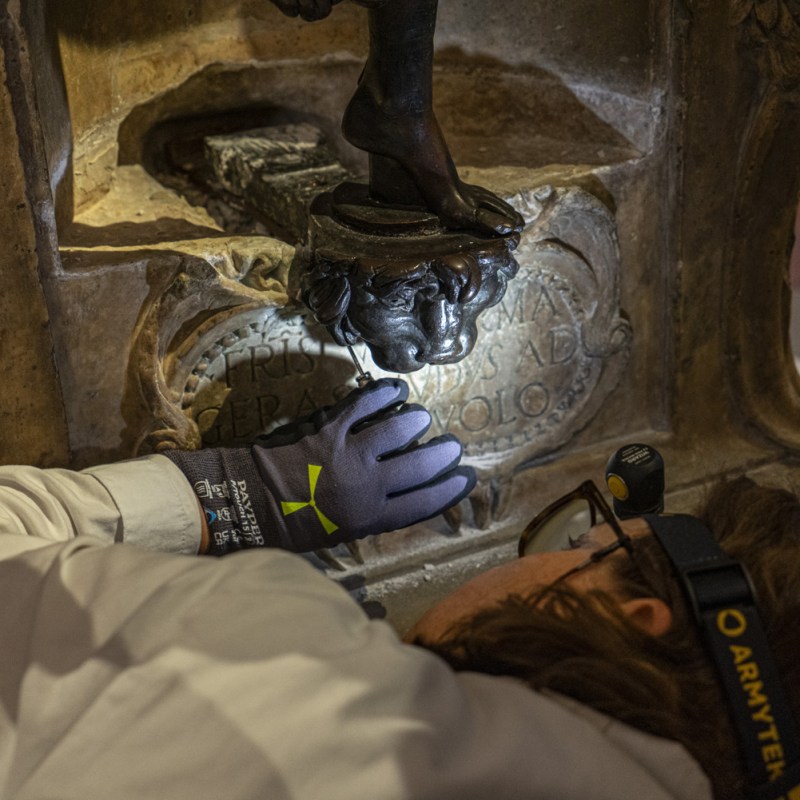 Bargello: via al restauro del basamento del Perseo del Cellini a cantiere&nbsp;aperto