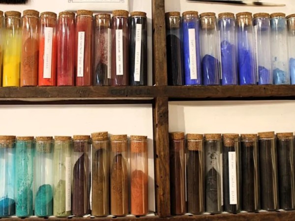 Dentro la bottega dei colori: Veronica Bazani e la pittura d’altri&nbsp;tempi