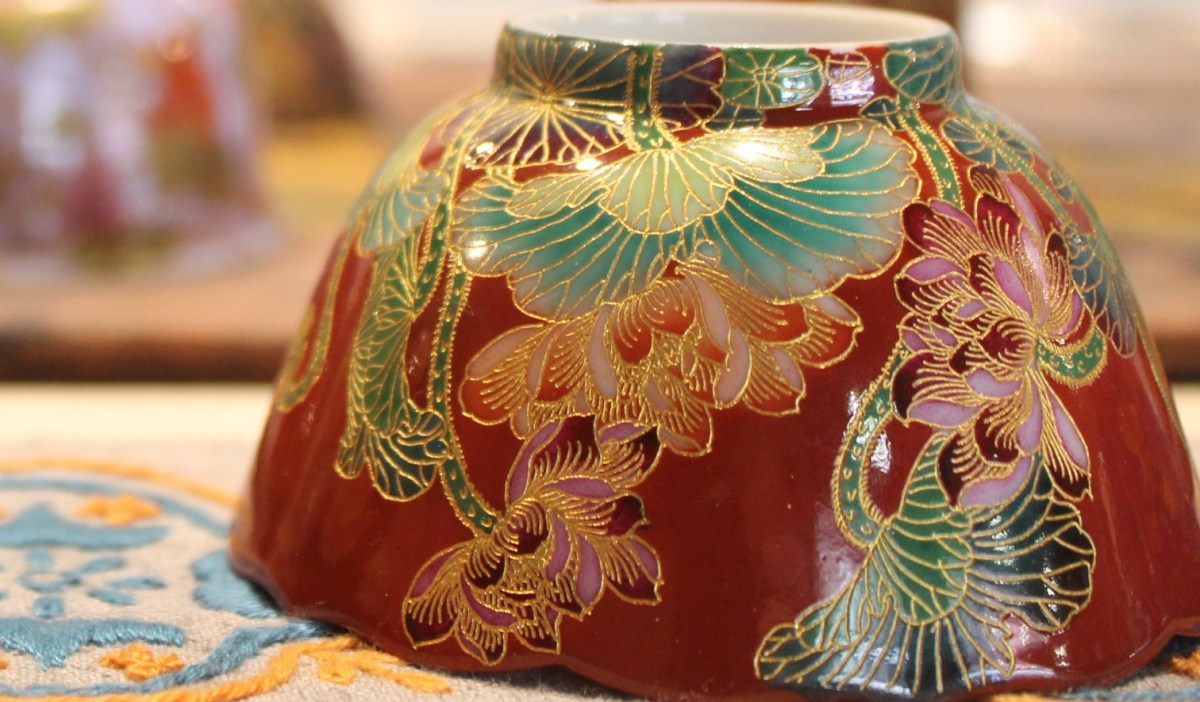 Jingdezhen, la città della porcellana che sfida il tempo: viaggio nell’arte cinese dipinta a&nbsp;mano
