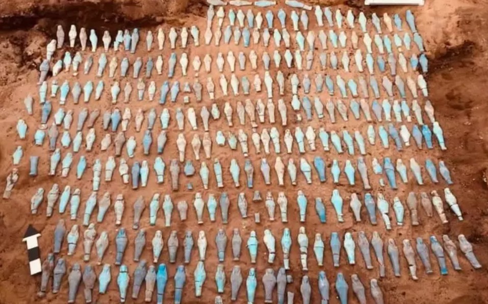 Egitto, scoperta straordinaria nel Delta del Nilo: 560 ushabti, mummie e ceramiche di Rodi riscrivono la&nbsp;storia