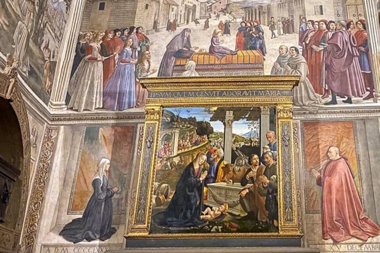 Entri in chiesa, ma per vedere illuminati gli affreschi devi pagare: è davvero giusto?
