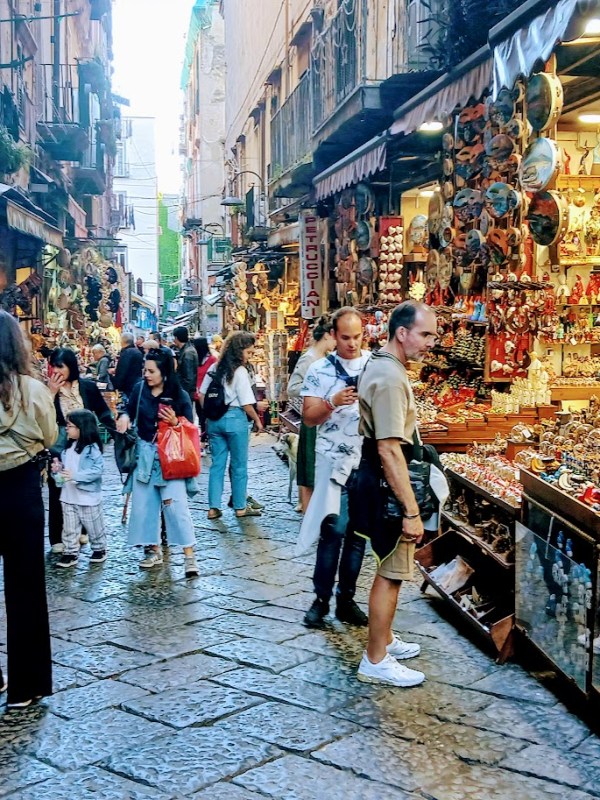 San Gregorio Armeno non si tocca: la strada dei presepi protesta per difendere l’identità di&nbsp;Napoli