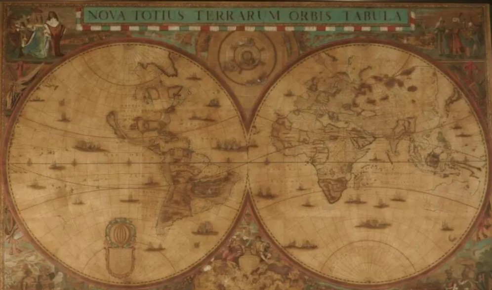 Palazzo Spinola, restaurate le antiche mappe olandesi del Seicento: tesori di carta che raccontano il&nbsp;mondo