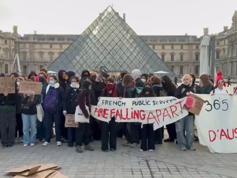 Louvre bloccato dalle proteste in Francia: museo&nbsp;chiuso