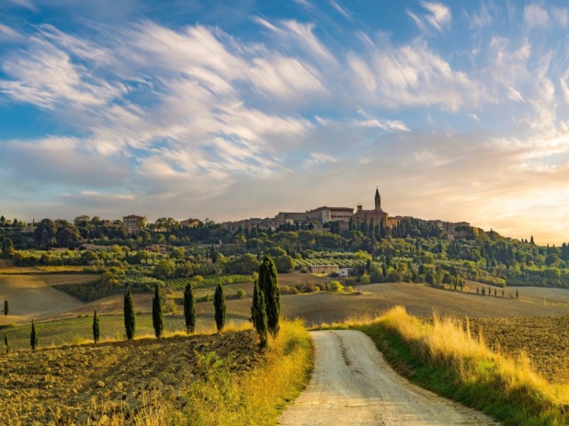 L’Italia più bella si scopre in autunno: 12 luoghi d’arte che sembrano usciti da un&nbsp;dipinto